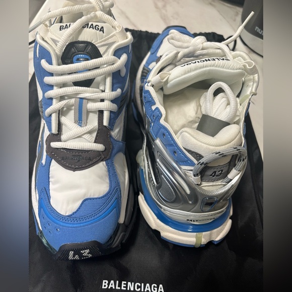 Balenciaga Runners - Picture 1 of 5